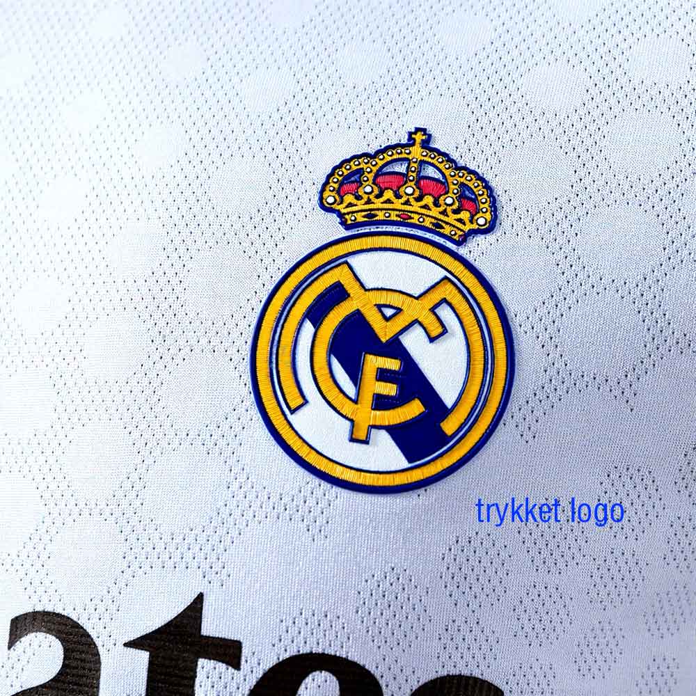 Real-Madrid-25-26-Hjemmedrakt-trykket-logo