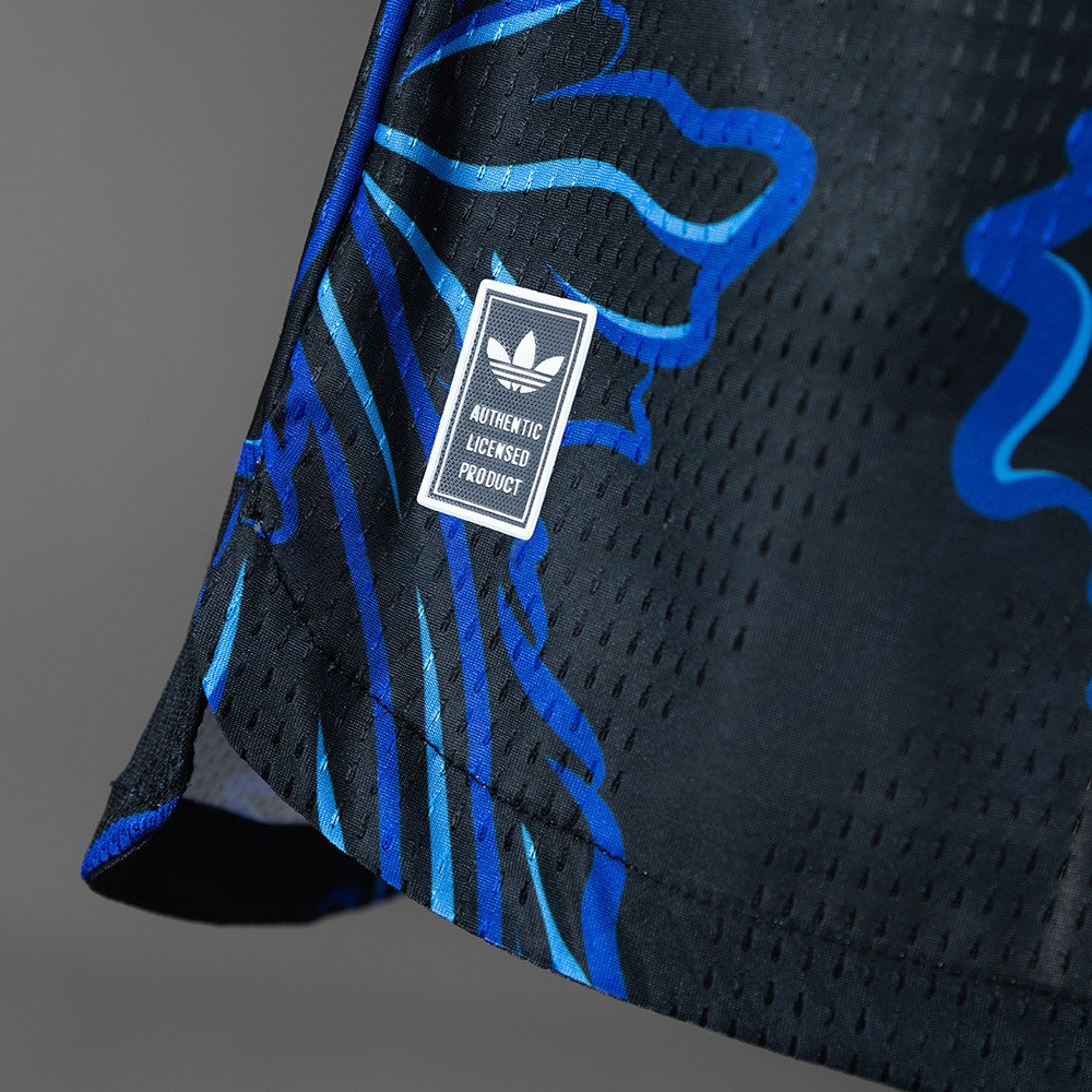 adidas-trefoil-logo-autentisk-merke-fotballdrakt