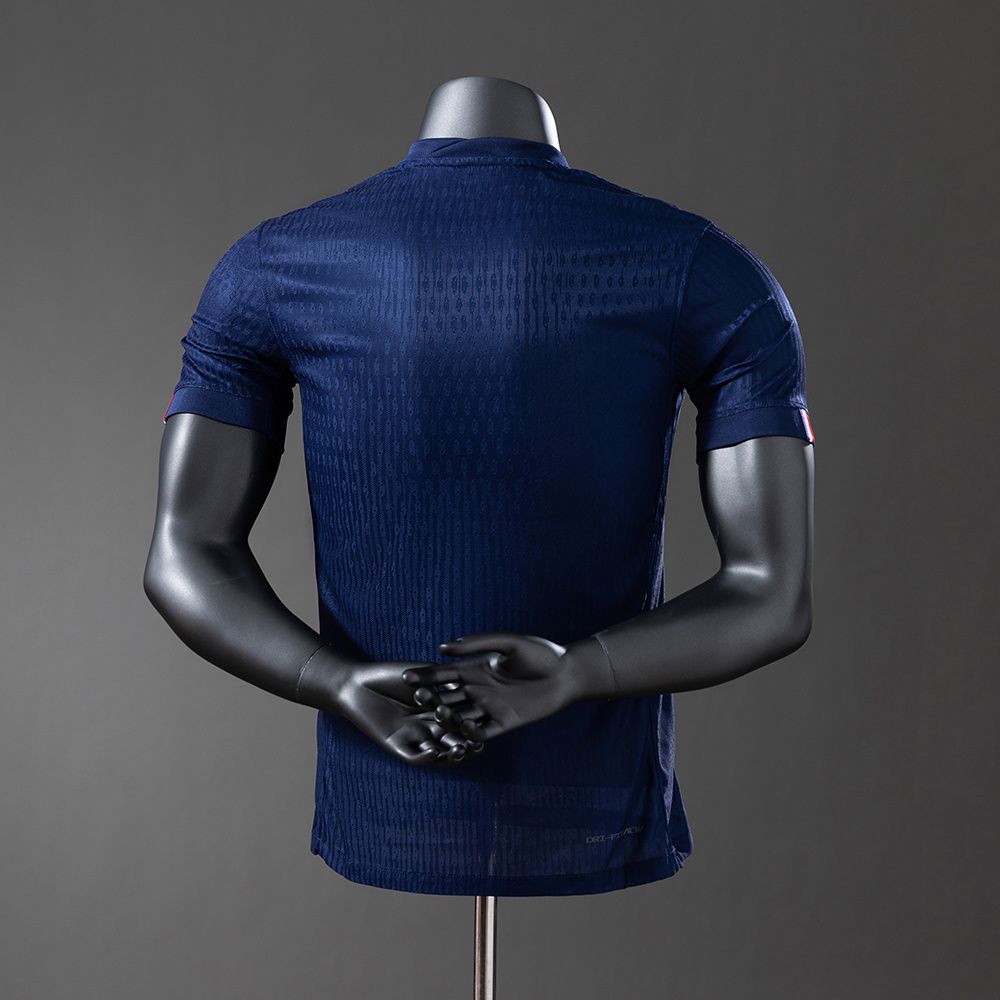 PSG 2526 Hjemmedrakt for menn herre