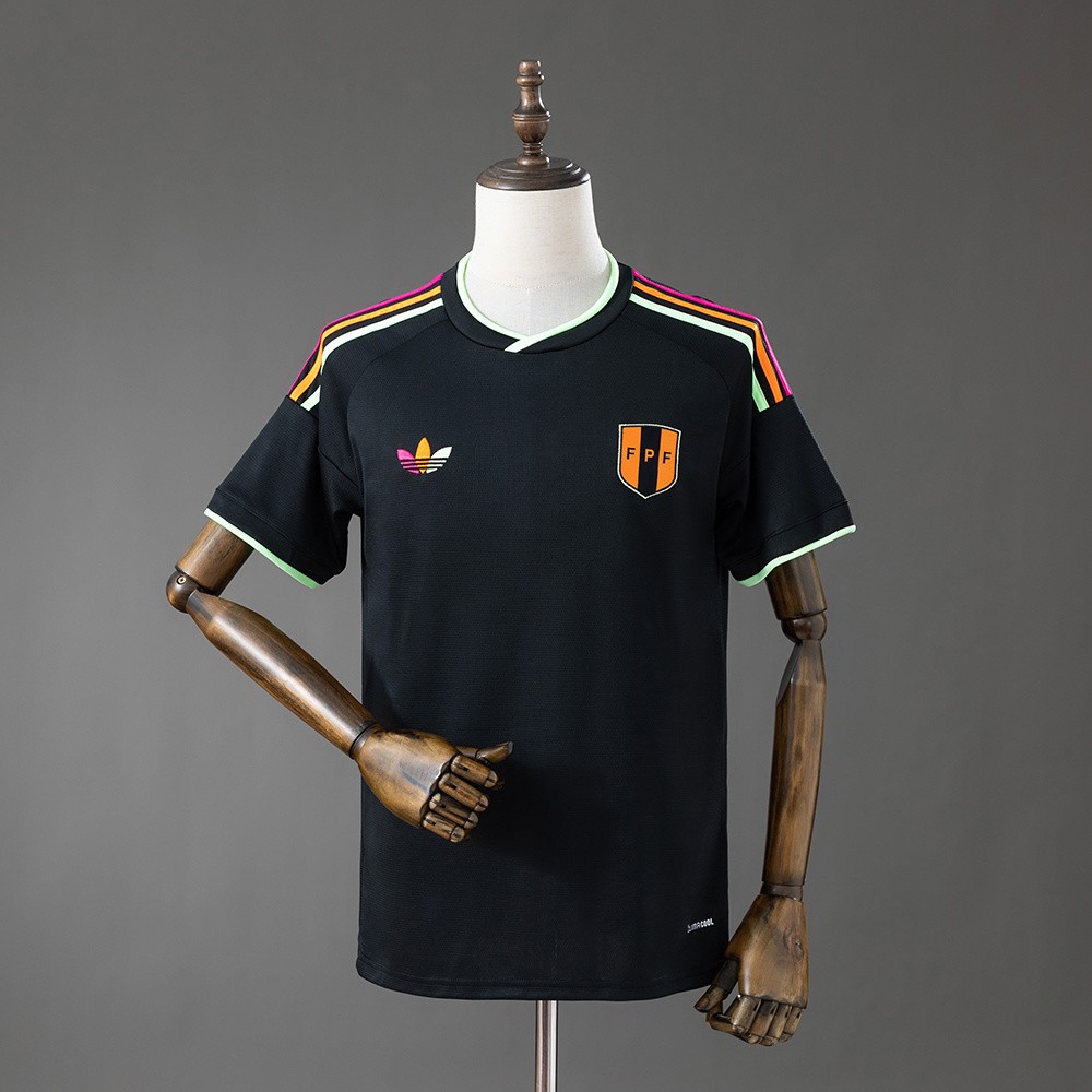 Peru 2026 bortedrakt svart