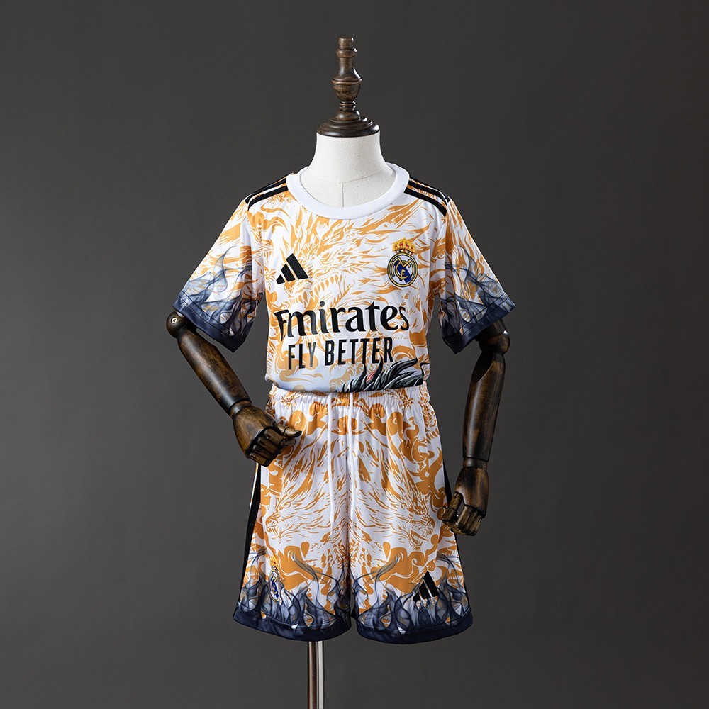 Real Madrid 25-26 Spesialutgave – Dragon Sett