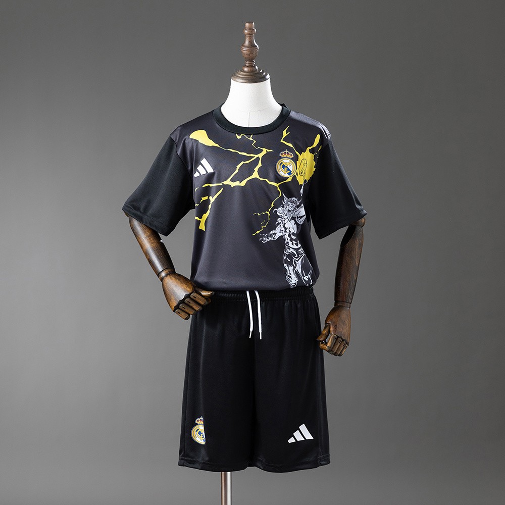 Real Madrid x Marvel 202526 Pre-Match Drakt Barn