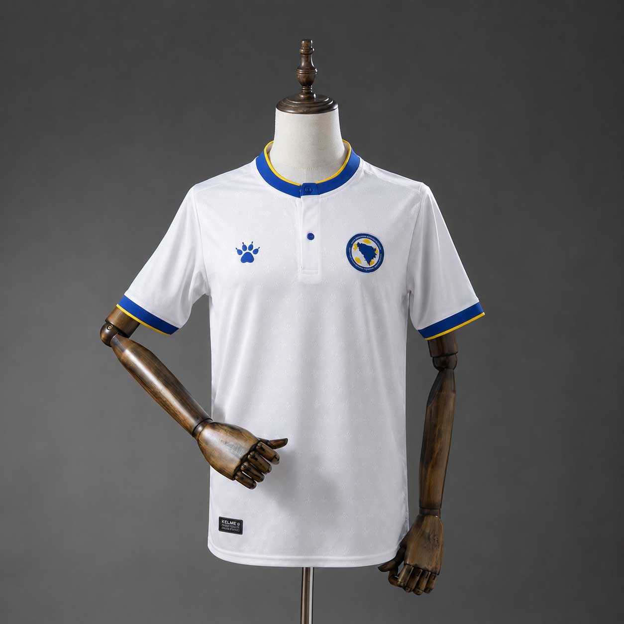 Bosnia and Herzegovina VM 2026 hjemmedrakt