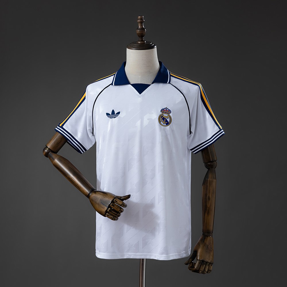 Real Madrid 2026 Retro fotballdrakt