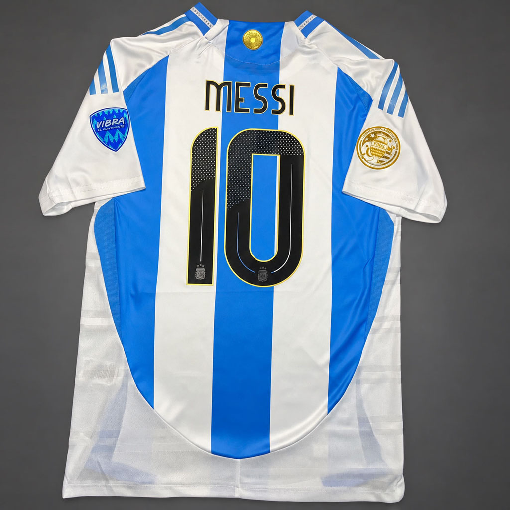 Argentina 2024 hjemmedrakt med MESSI 10 på ryggen og gylne detaljer