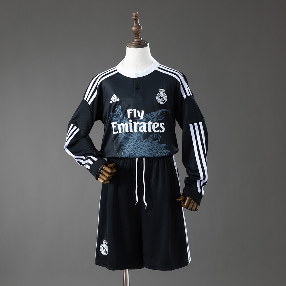 Svart Real Madrid tredjedrakt barn 2014/15 med lange ermer, dragemotiv og shorts