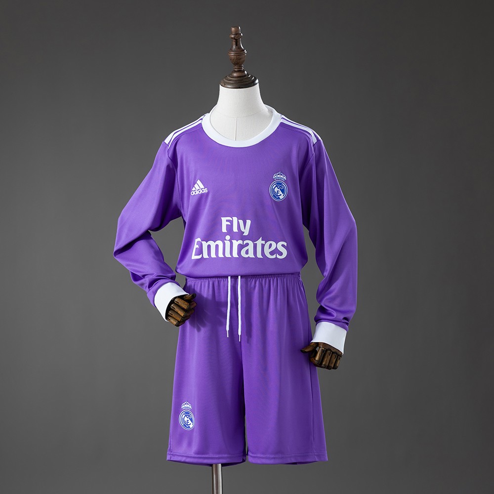 Lilla Real Madrid bortedrakt barn 2016/17 med lange ermer og shorts sett forfra