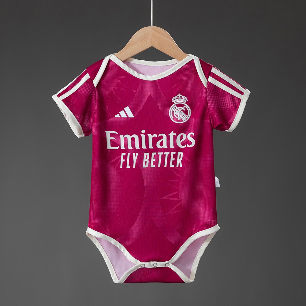 Rosa Real Madrid tredjedrakt baby 2026/27 sett forfra