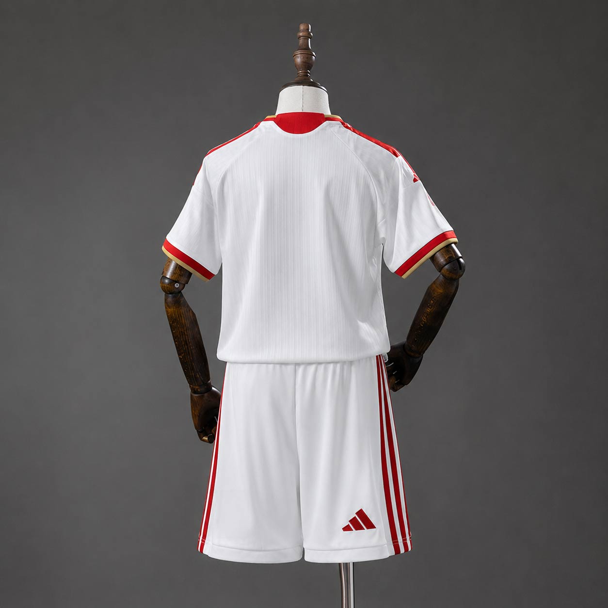 Hvit Sevilla FC Hjemmedrakt Barn 2026/27 – Draktsett med Shorts - Bilde 2